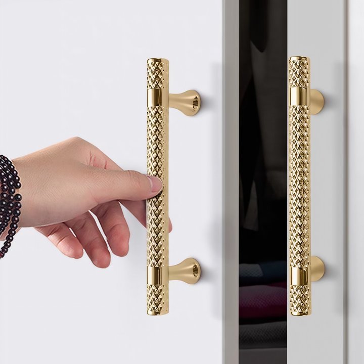 Shiny Modern Zinc Alloy Titanium Gold Black Door Handles