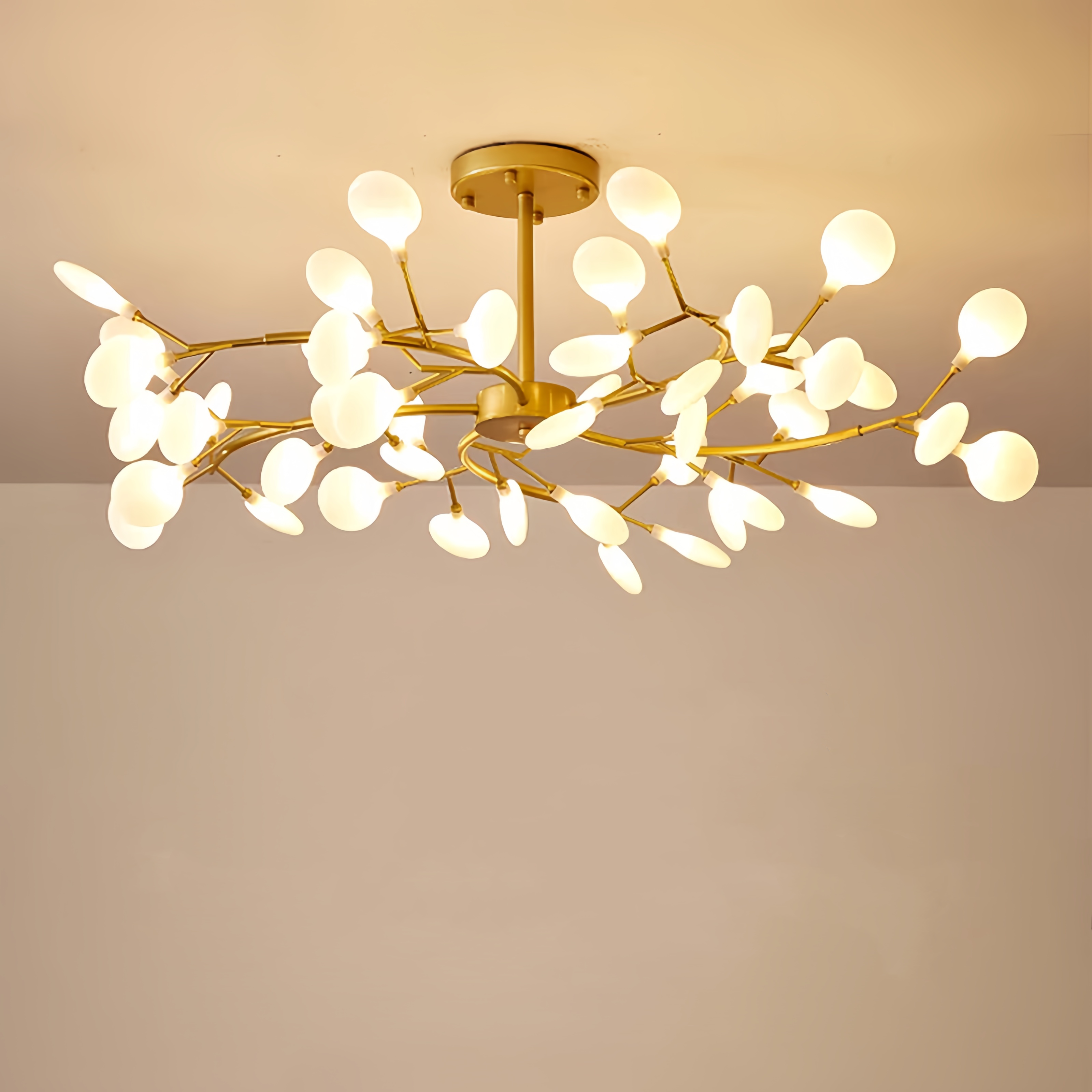 Modern Metal Acrylic Chandelier Ceiling Light For Living Room