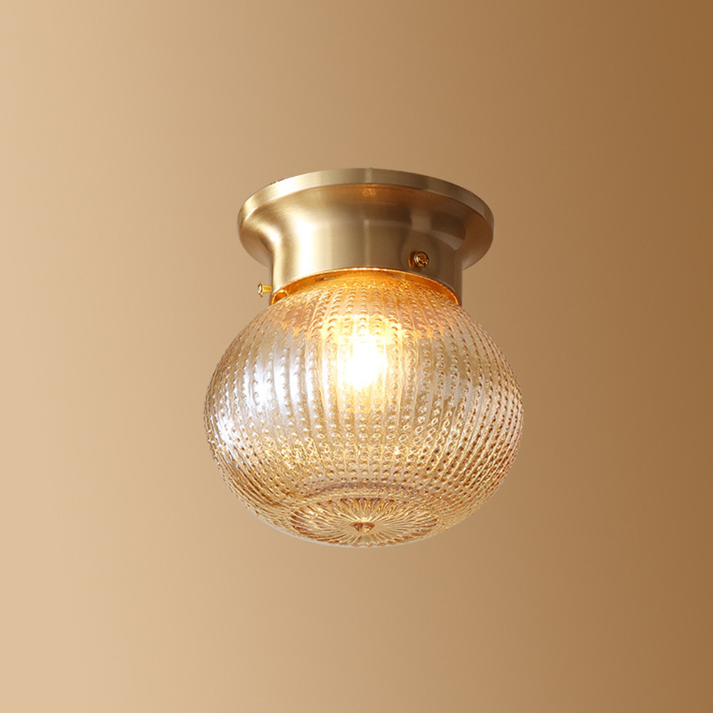 Displaying the light in a luxurious home environment