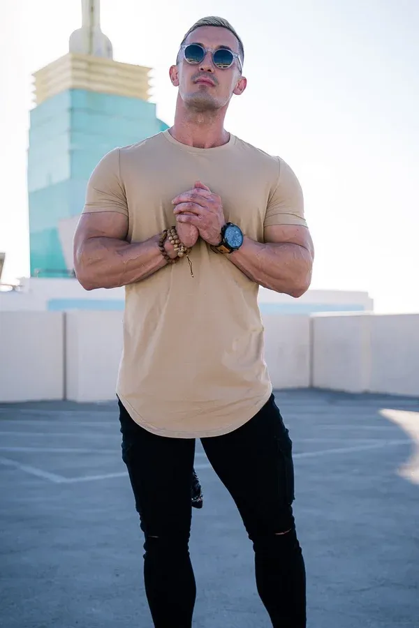 👕TRICOU CU CROIALĂ ESENȚIALĂ
