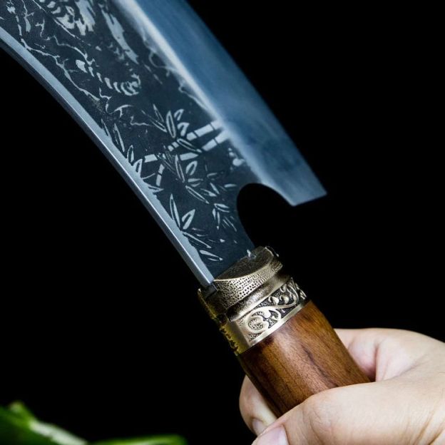 Tiger-slaying knife