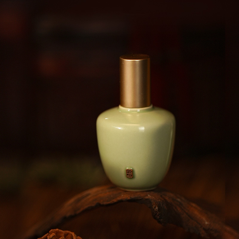 THE BEGONIA GINSENG ESSENCE LIQUID FOUNDATION