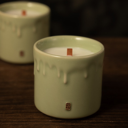Earthly Realm Wooden-Core Candle