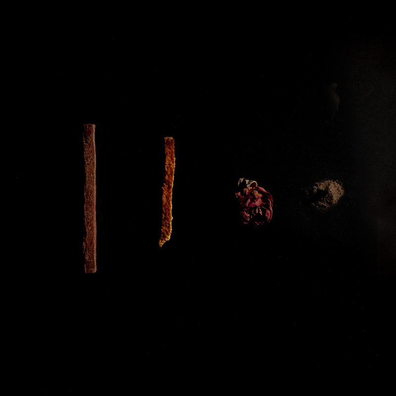 Earthly Realm Wooden-Core Candle