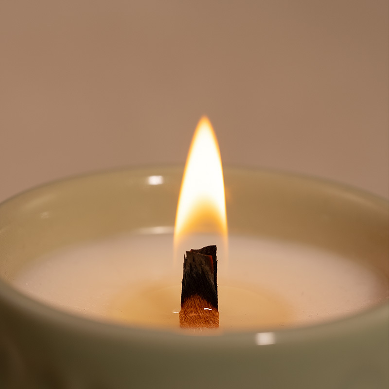 Earthly Realm Wooden-Core Candle