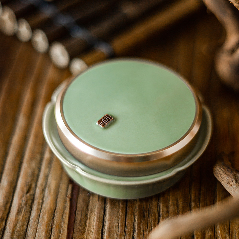 Lotus Breathable Powder