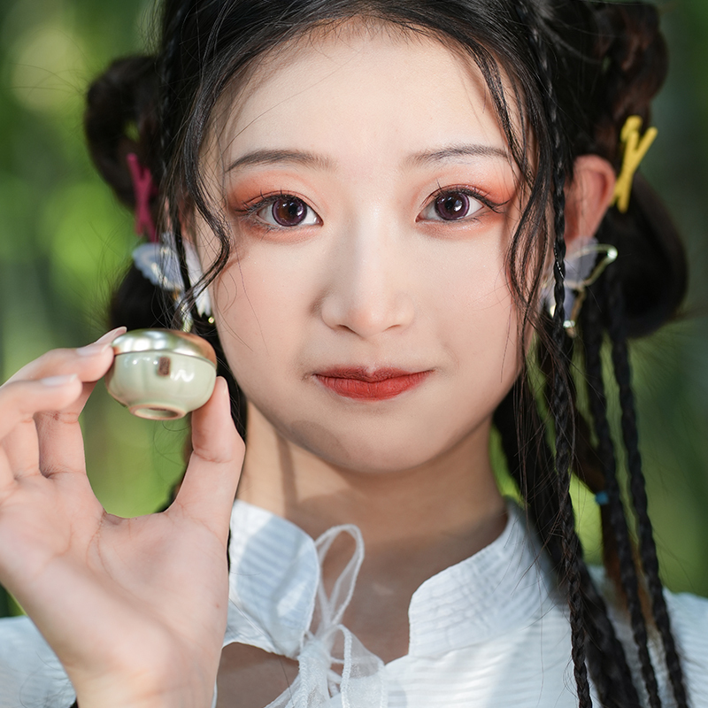 THE YUNCHUANYUZHAO LIP CARE BALM