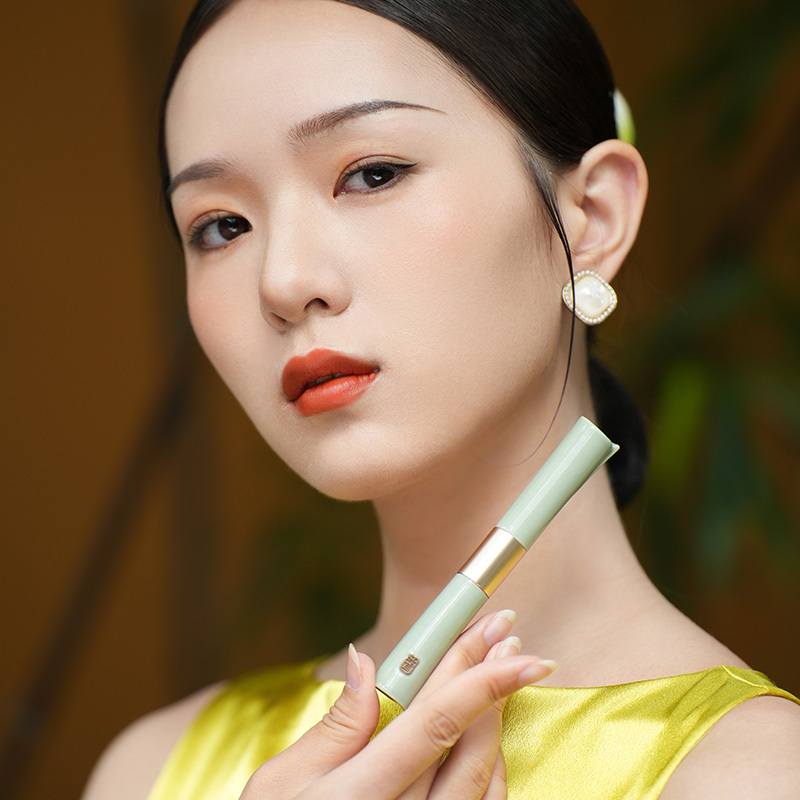 The Scroll Double Headed Liquid Lipstik