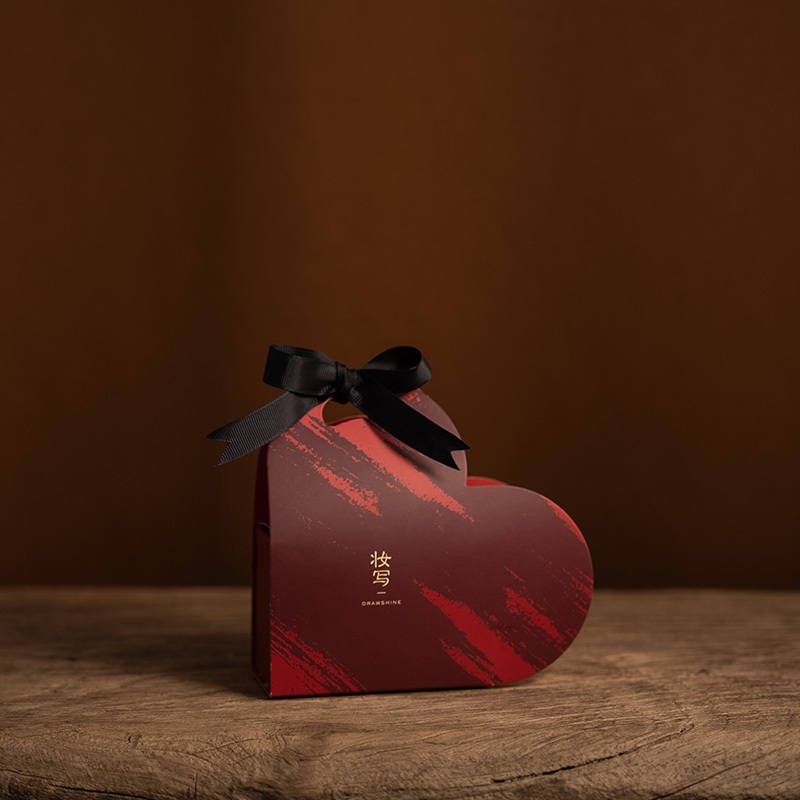 Heartfelt Gift Box