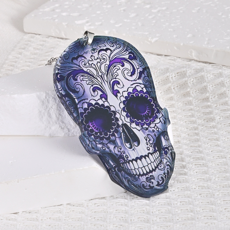 Spooky Skull Pendant: Perfect for Car, Backpack, Home Decoration this Halloween!