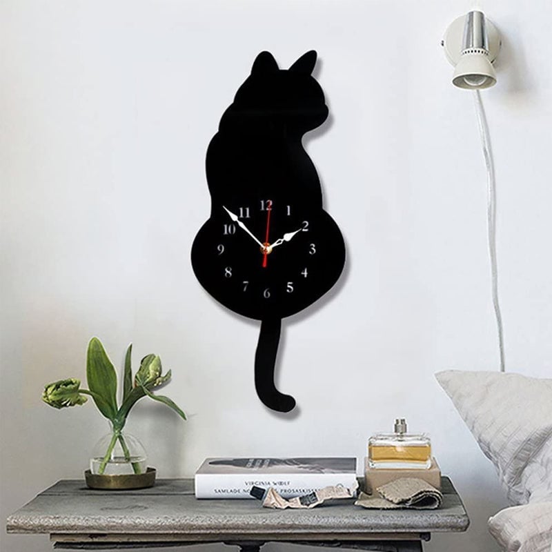 🐾⏰ Nordic Cat Wagging Tail Wall Clock