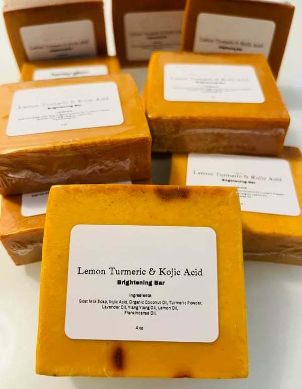🔥Last Day Promotion 49% OFF-Lemon Turmeric & Kojic Acid Brighetning Soap