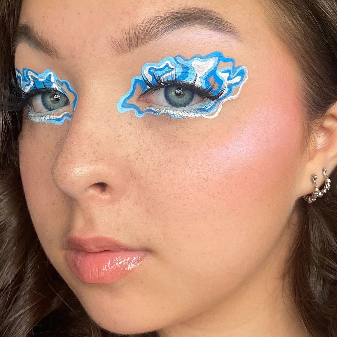 Coleyes New York III Blue Yearly Prescription Colored Contacts - image 7