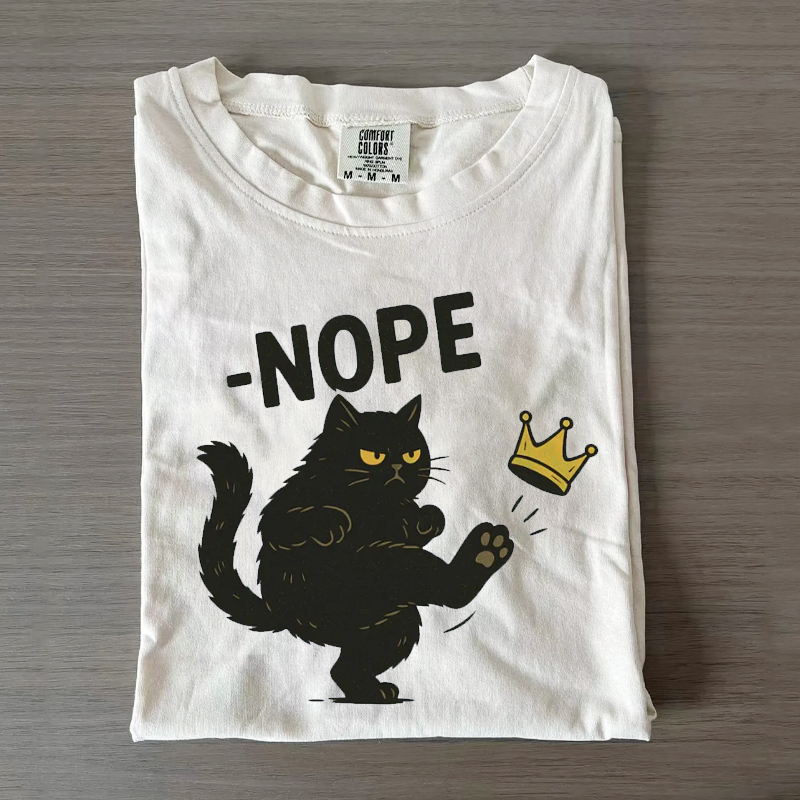 No Kings in America Black Cat T-shirt
