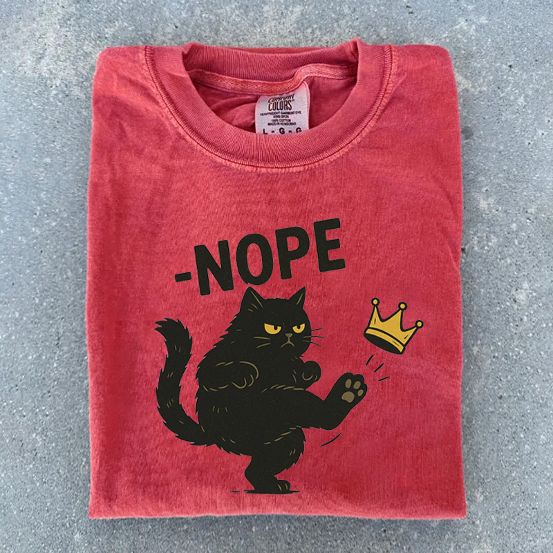No Kings in America Black Cat T-shirt