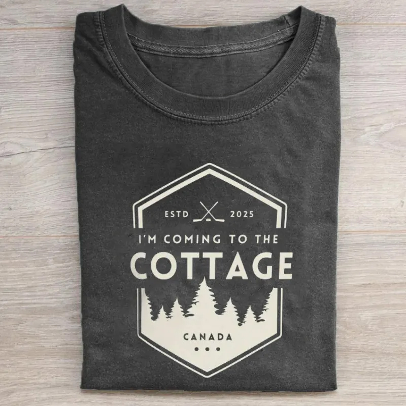 I'm Coming To The Cottage Romance Hockey T-shirt