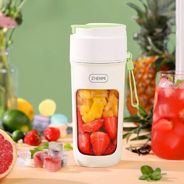 Portable Wireless Blender: 10-Blade USB Travel Juice Cup with Powerful 3000mAh Rechargeable Battery