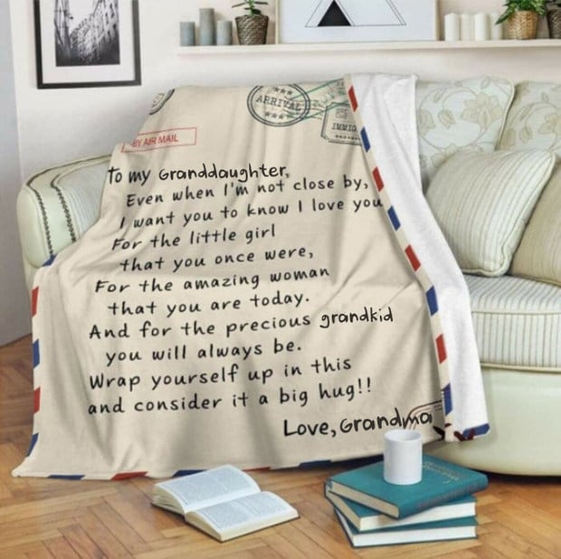 🎁Granddaughter's Gift -Letter Blanket (49% OFF TODAY)-ABOXUN