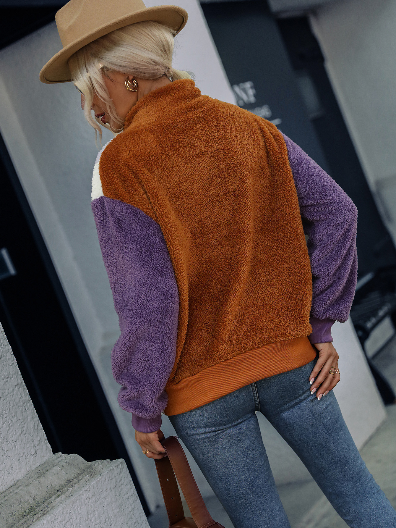 Autumn and winter loose color-block stitching long-sleeve plush sweater-ABOXUN