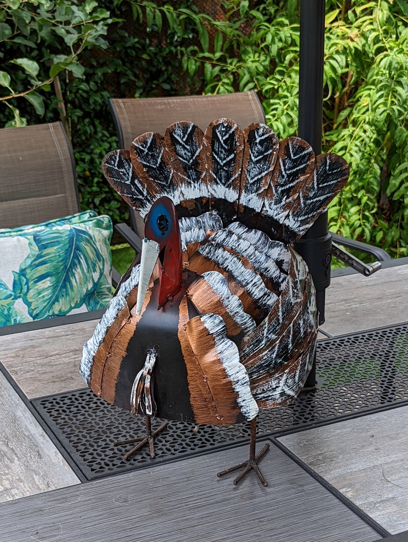Thanksgiving Turkey Decorations | Outdoor Garden Art or Home Decor Table Centerpiece, Metal Turkey Decor in 3 Sizes