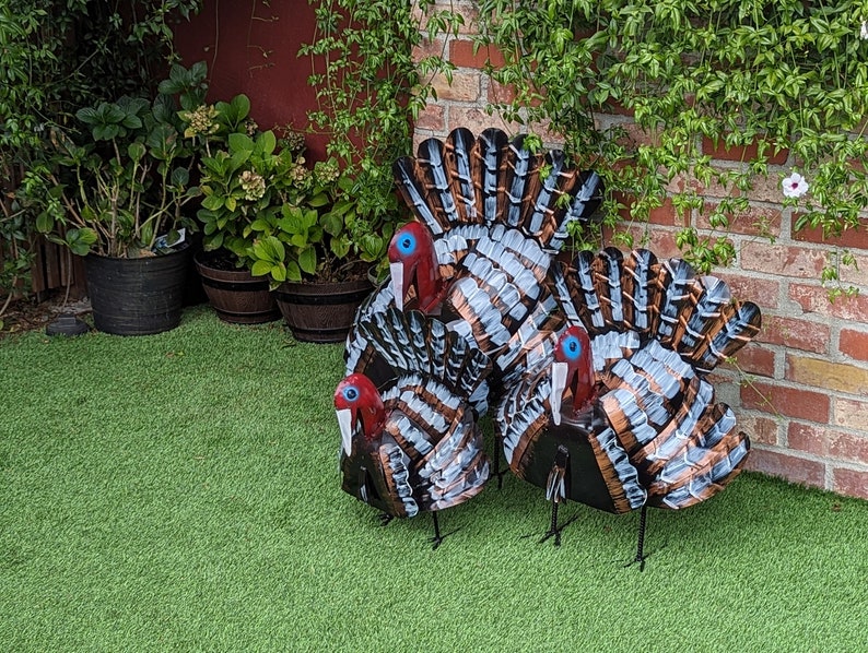 Thanksgiving Turkey Decorations | Outdoor Garden Art or Home Decor Table Centerpiece, Metal Turkey Decor in 3 Sizes