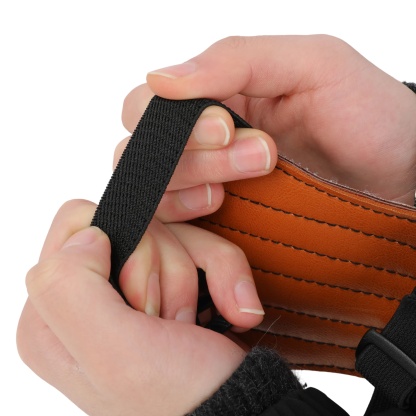 Archery Arm Quiver with 3-Strap Adjustable Arm Guard