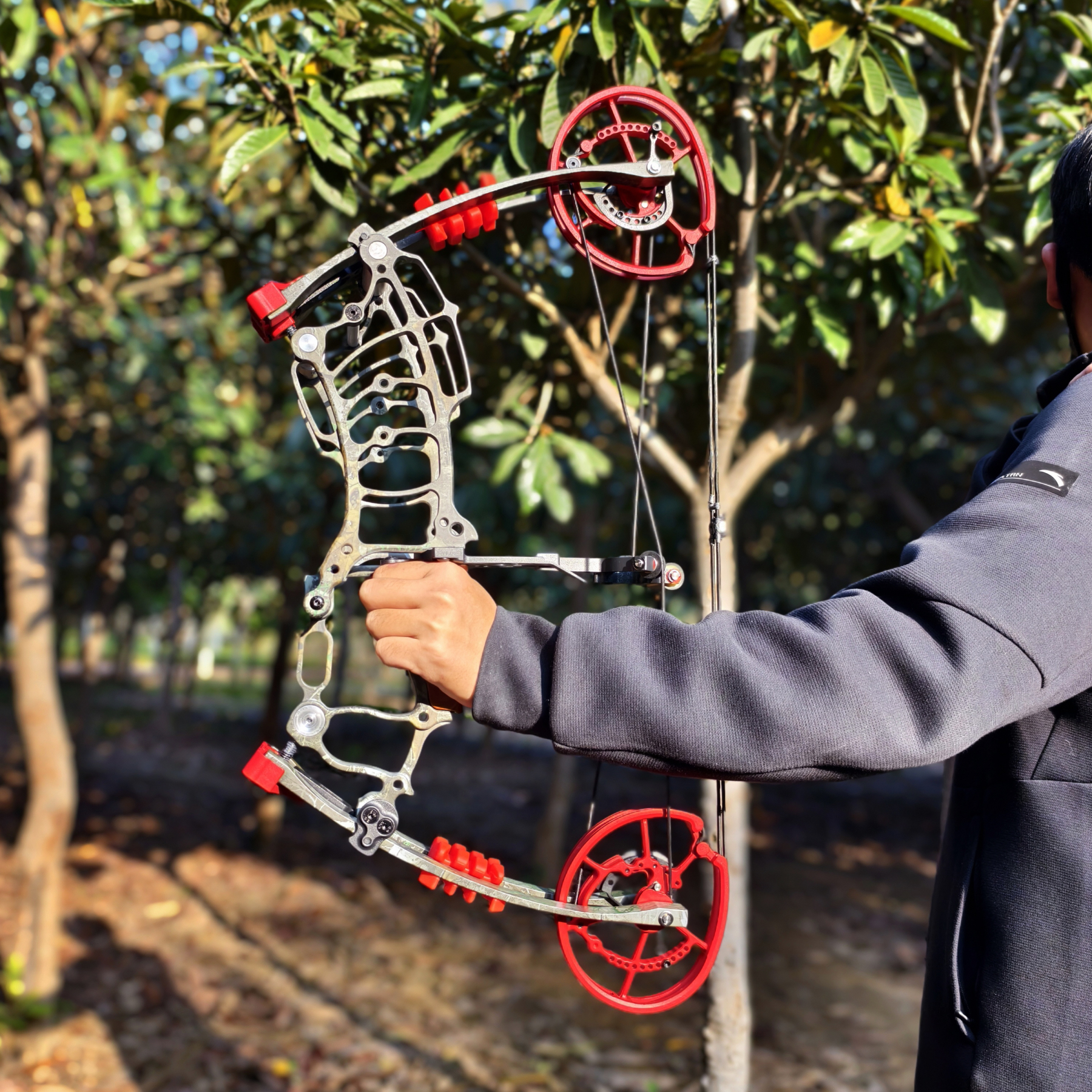 Villain Dual-Purpose Compound Bow (30-70 lbs, 420 FPS Steel Ball)