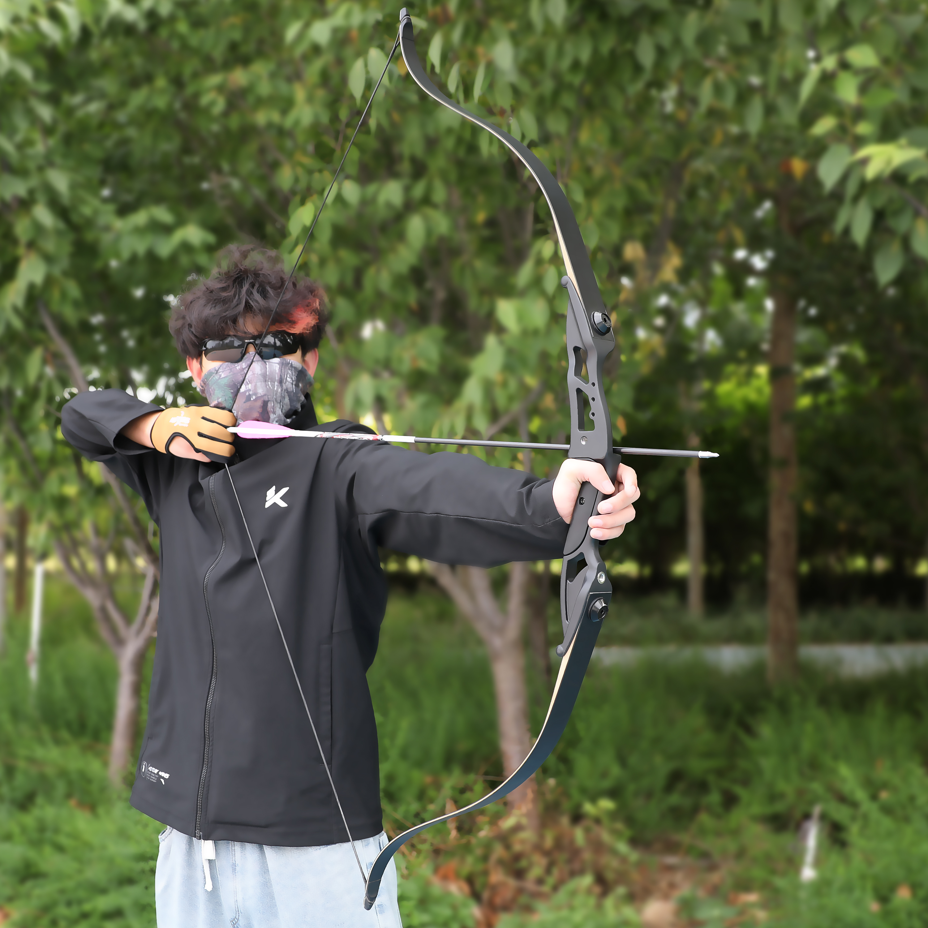 Junxing F179 56" Hunting Recurve Bow 40lbs Kit