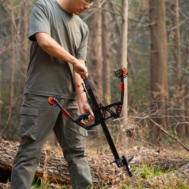 High Precision Compound Bowhunting with Laser