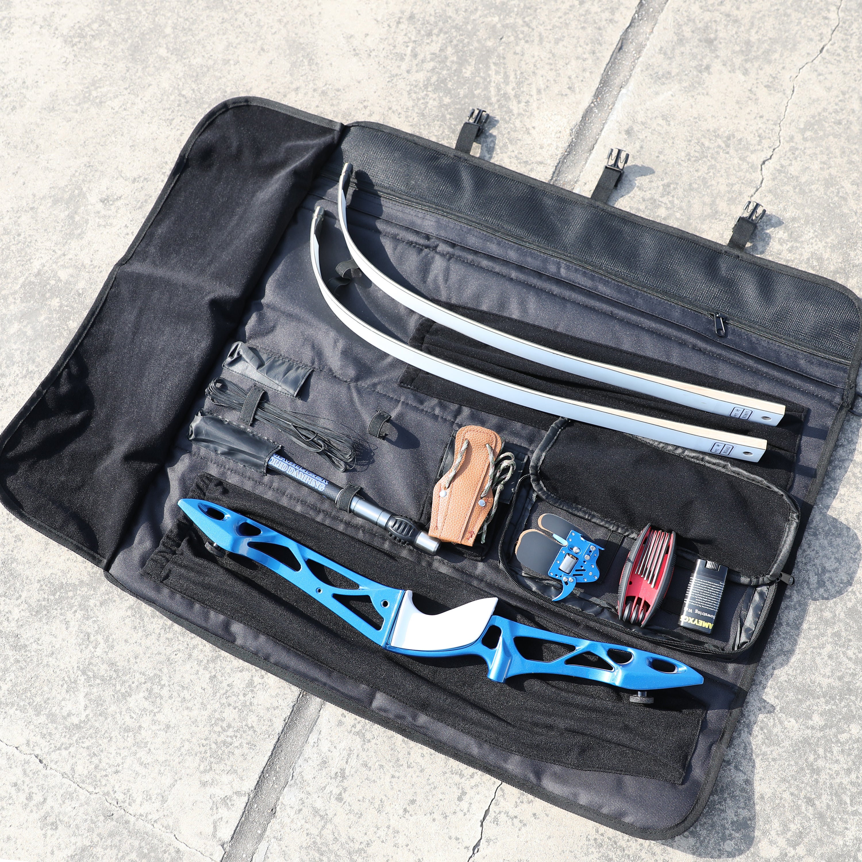 archery tackle bag Portable Takedown Recurve Bow Case Bow Quiver for Outdoor Hunting Make sure a damaged or faulty broadheads dont ever end a hunt early with the Plano Archery Accessory Box AMEYXGS Recurve Bow Bag Archery