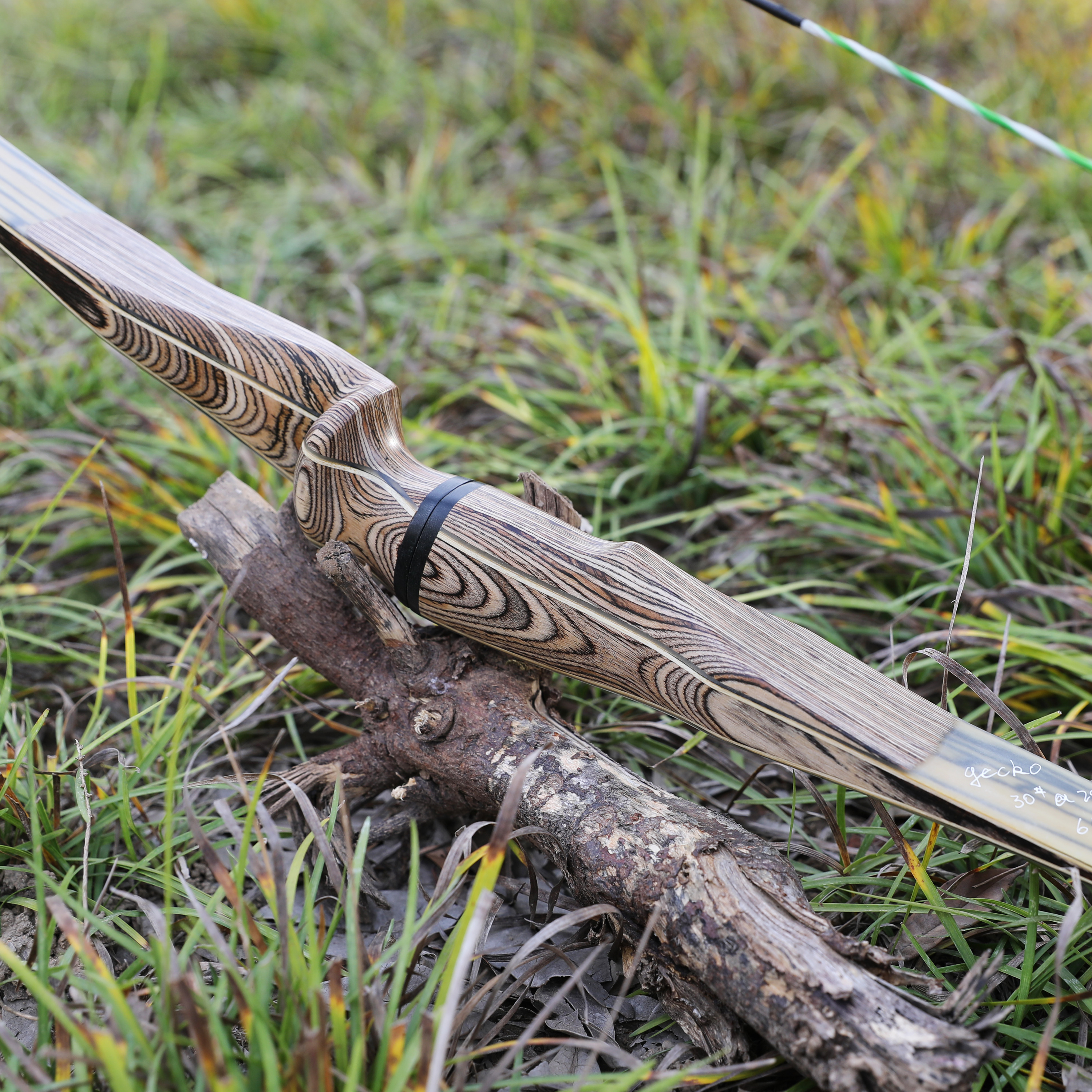 One Piece Bowhunting Archery 62'' Recurve Bow Longbow