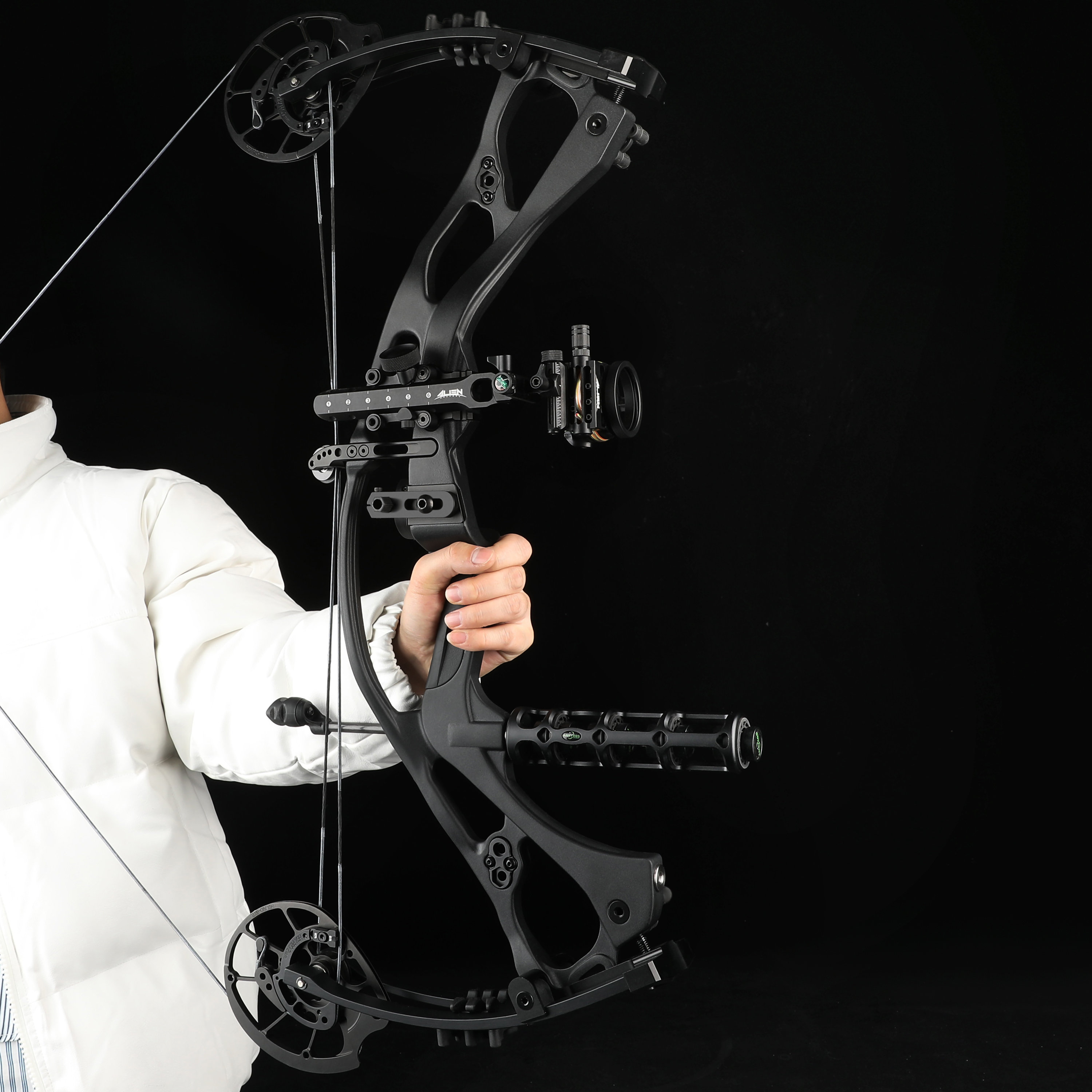HOYT RX8 - H21 Compound Bow Arrow 3D Hunting Kit