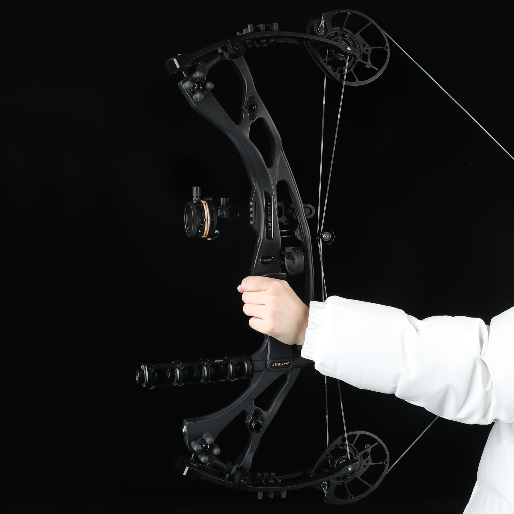 HOYT RX8 - H21 Compound Bow Arrow 3D Hunting Kit