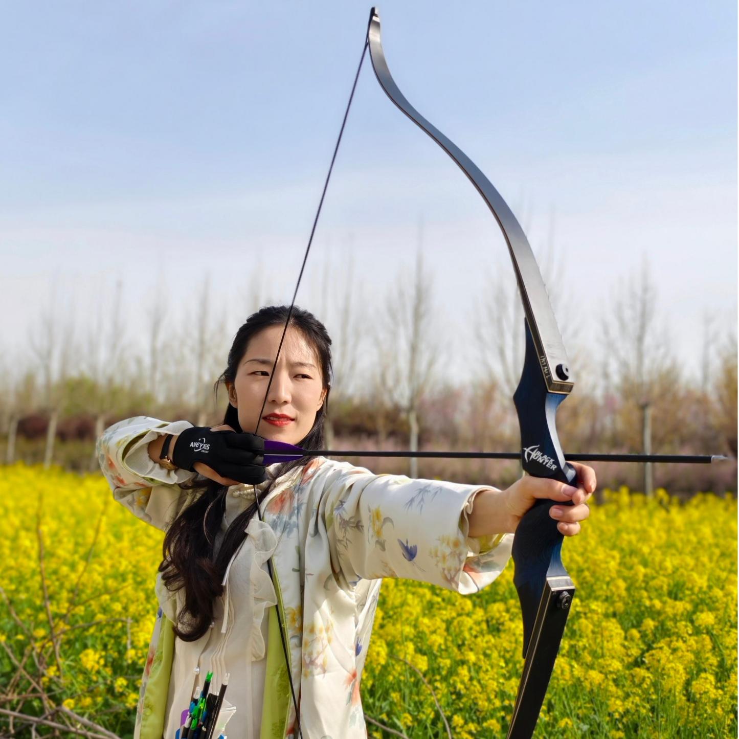 Black Hunter 60inch Hunting Recurve Bow