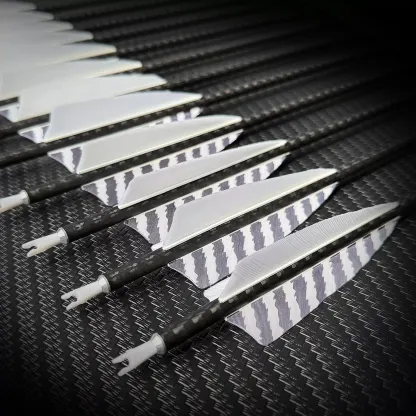 BOSEN Thunderbird 3K Carbon Arrows 6.2mm Real Feather 12 Arrows