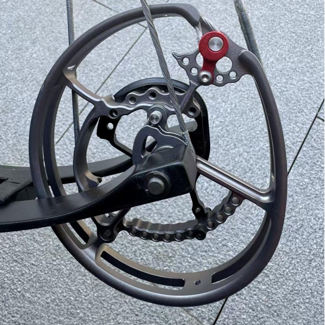 Dragon GT Compound Bow and Kit