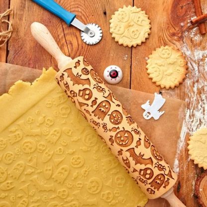 13.7in Wooden Halloween Rolling Pin With Pattern For Kit