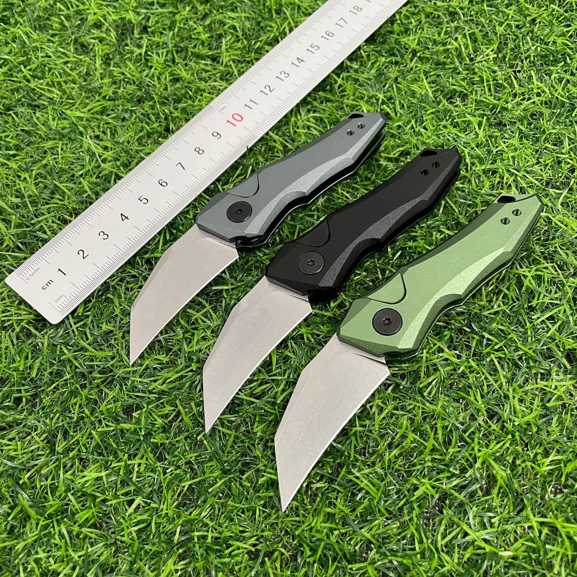 ✨New Year Special - Up to 85% OFF🎉-Launch 10 Automatic Knife 7350