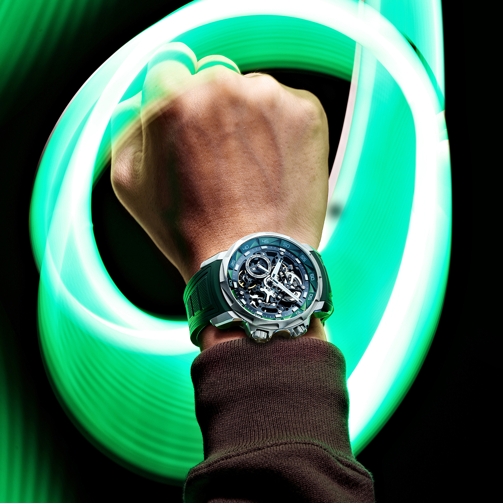 EYE OF THE STORM - FM511