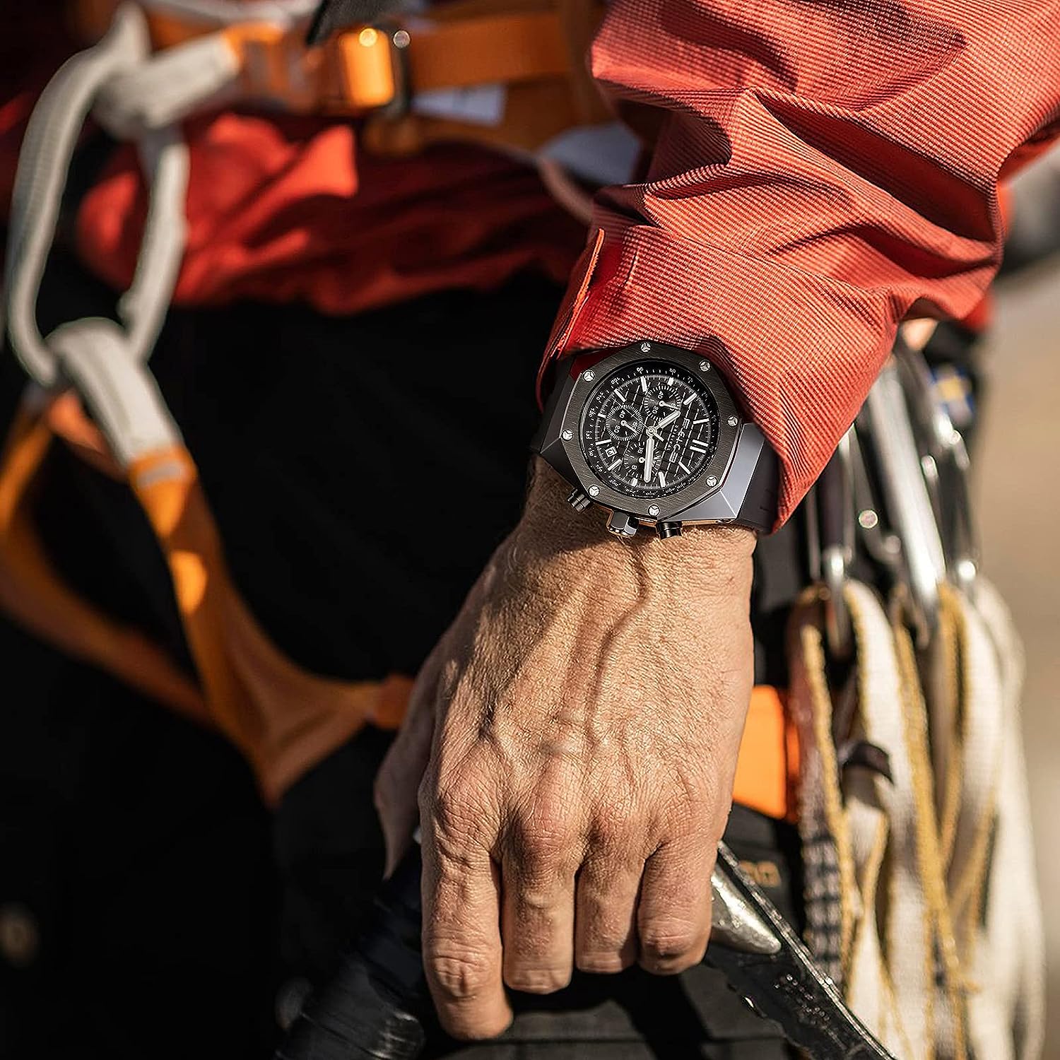 FK052 FEICE Men’s Vintage Watch