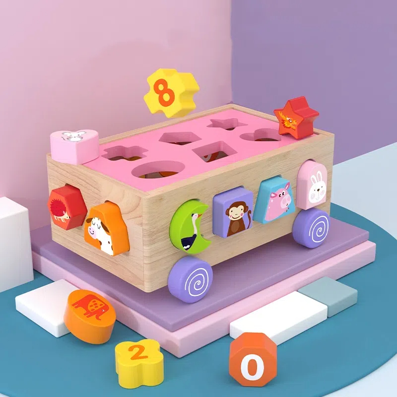 18-Hole Animal Shape Sorting Box