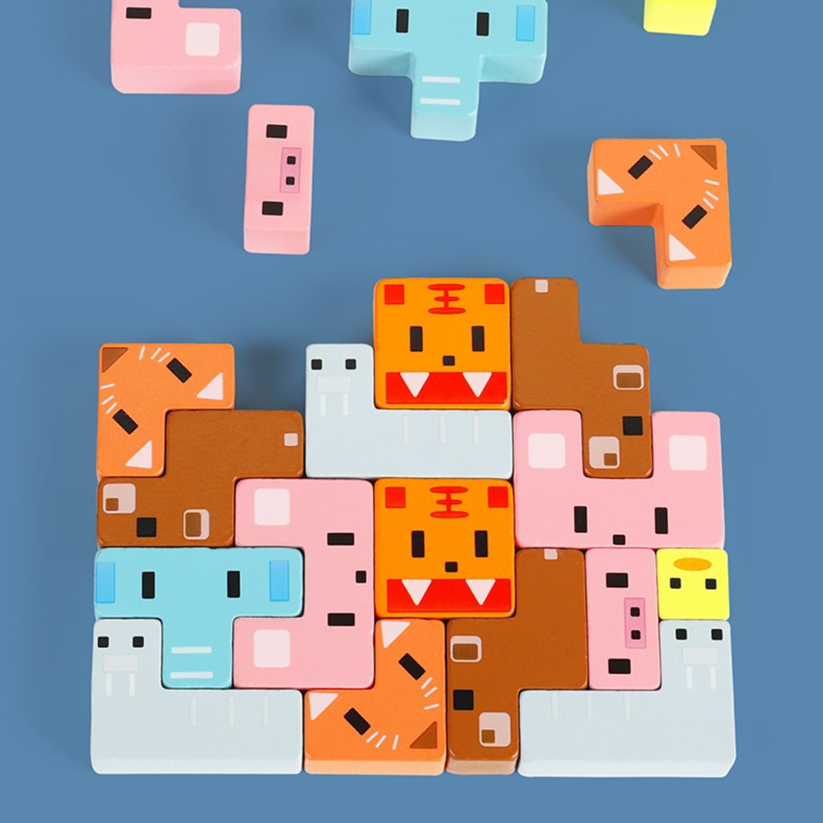 Balanced animal stacking toys, suitable for children aged 1 to 5 years.