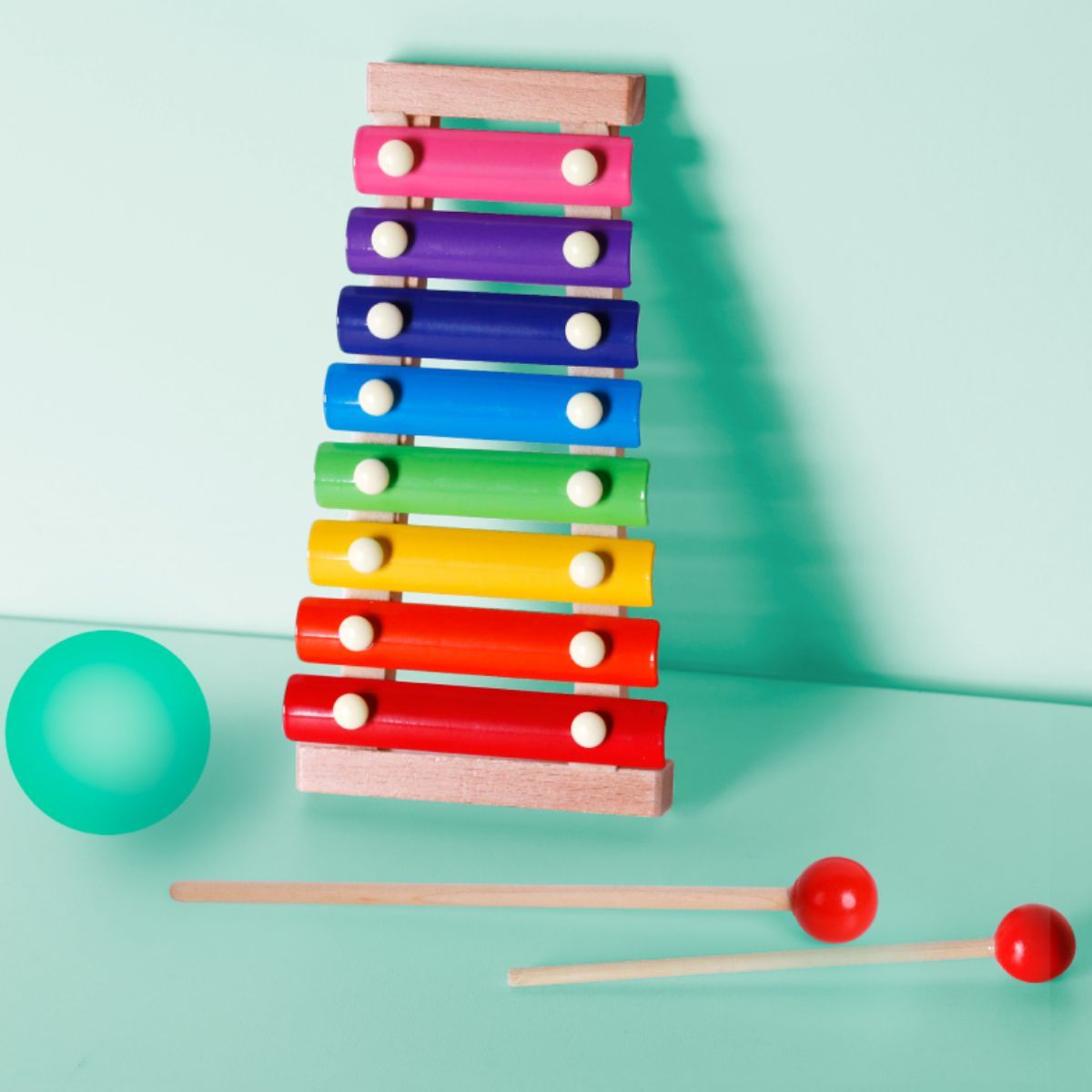 Wooden key for children with eight tones.