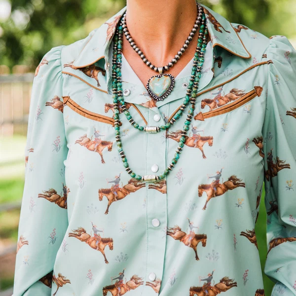Pearl Snap Long Sleeve Top