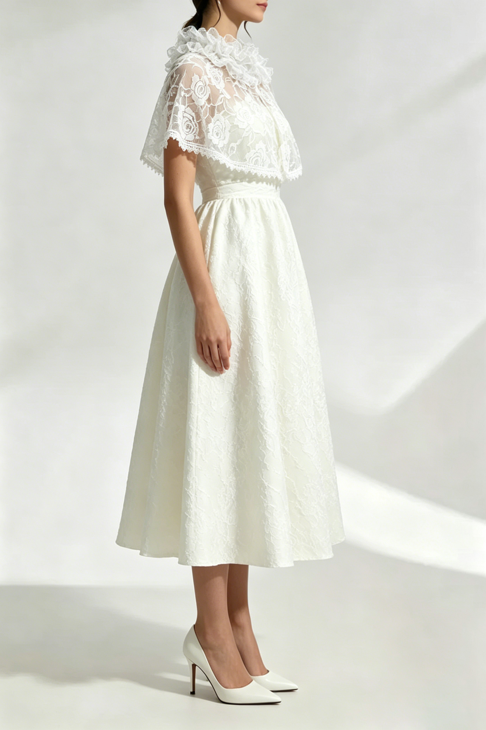 Elegant Cape Saoirse Midi Dress - Ivory