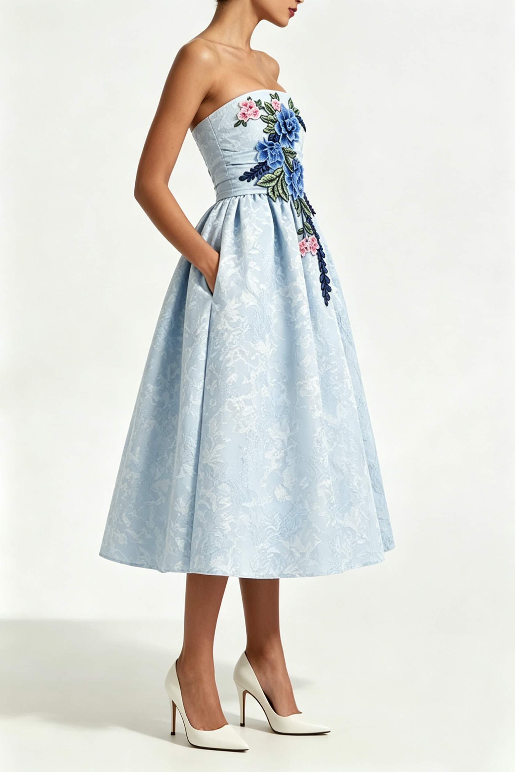 Flower Embroidery Saoirse Midi Dress - Blue