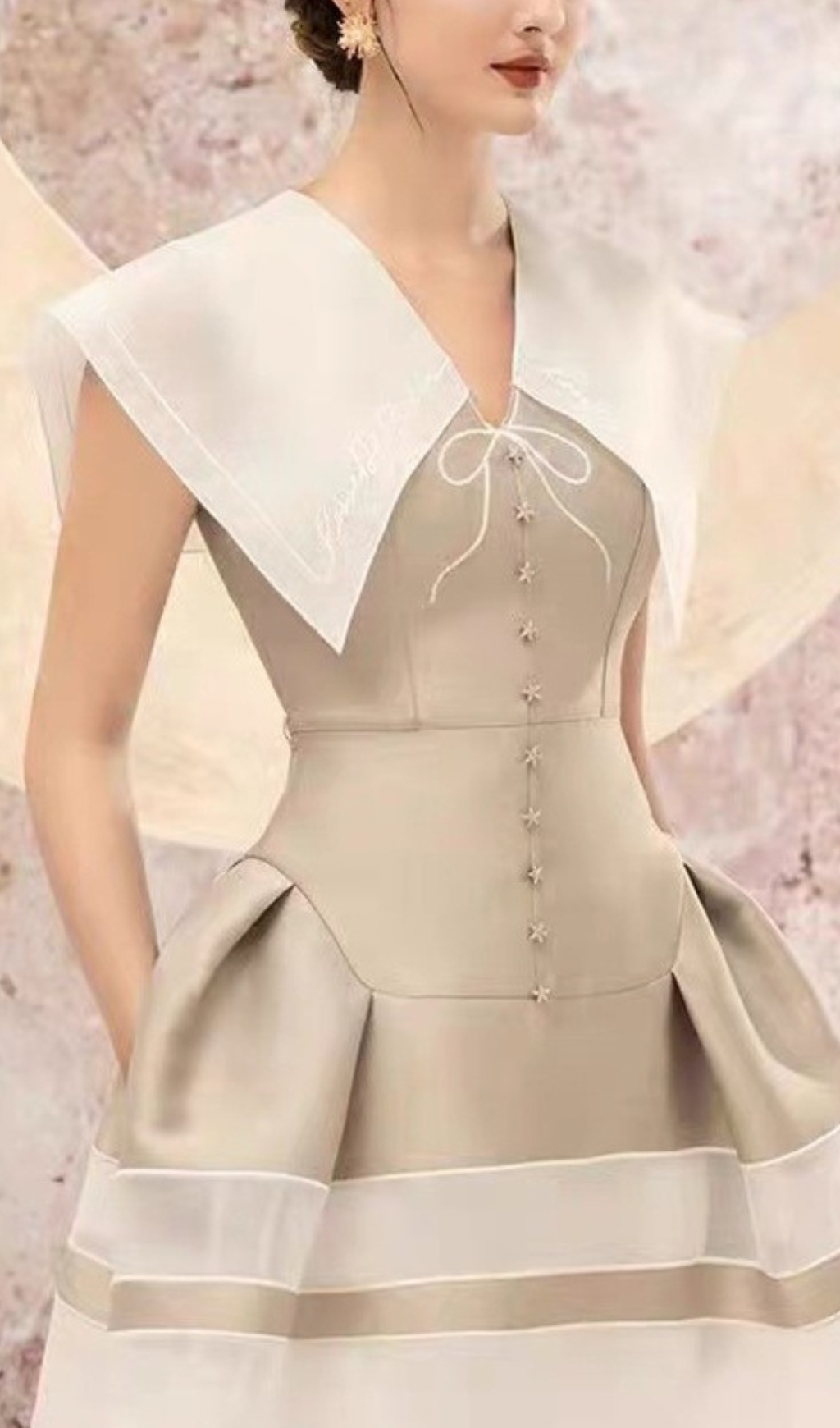 SLEEVELESS BACKLESS EMBROIDERY LACE MINI DRESS-Ownci