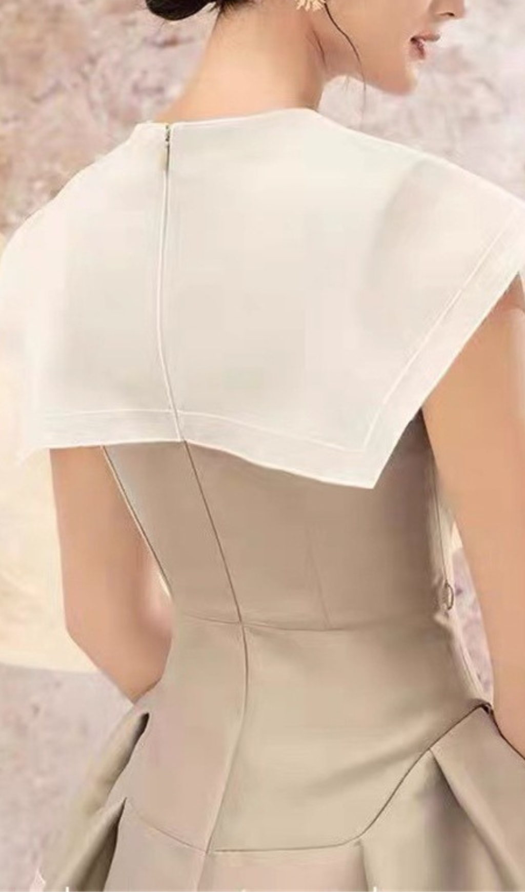 SLEEVELESS BACKLESS EMBROIDERY LACE MINI DRESS-Ownci