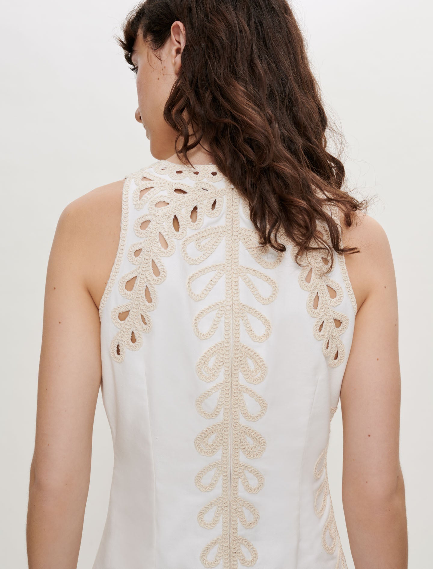 Embroidered Phoenix Tail Hollow Flower Sleeveless Short Dress - white