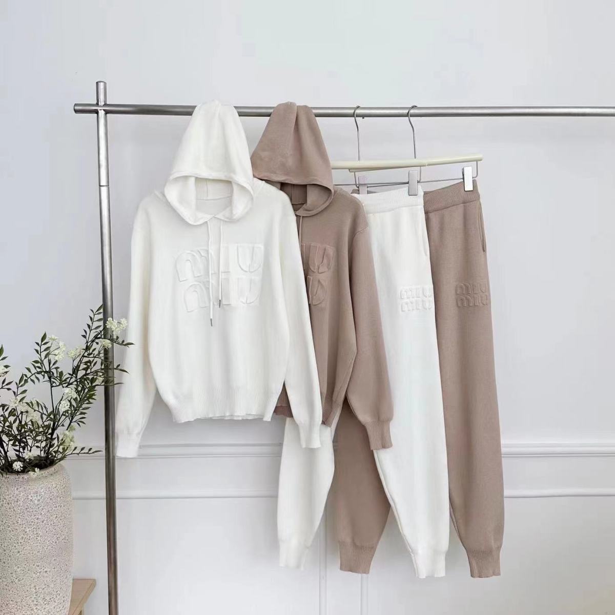 Knitted Sweatshirt And Leggings 2-Piece Suit
